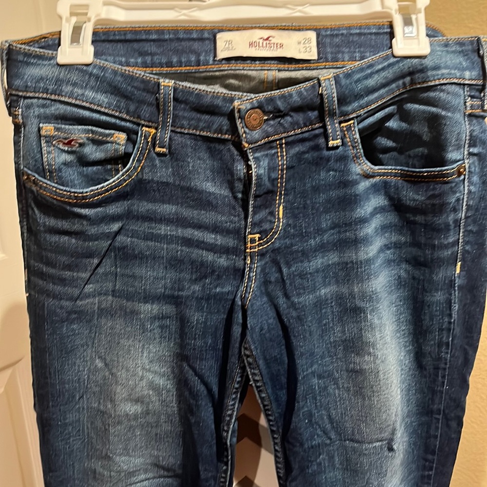 HOLLISTER JEANS